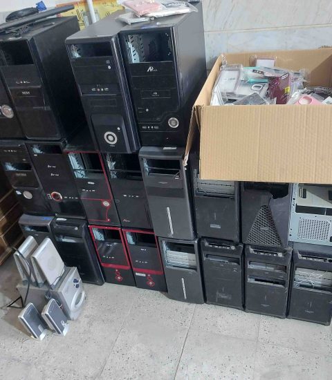 عکس های خدمات کامپیوتری افشار در قرچک